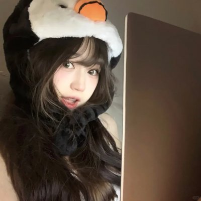 草裙春色